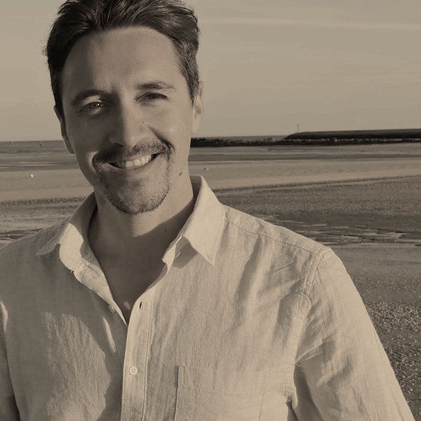 Juan Manuel Santaella, profesor de dibujo y pintura online sevilla